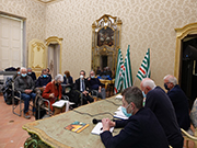 Foto 33 di 36