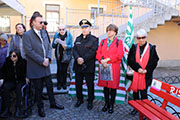 Foto 3 di 45