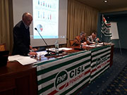 Foto 12 di 24