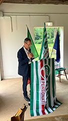 Foto 17 di 27