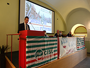Foto 19 di 67