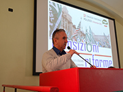 Foto 30 di 67