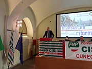 Foto 49 di 67