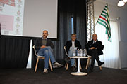 Foto 12 di 36