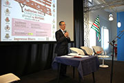 Foto 9 di 36