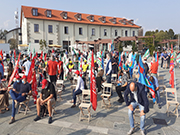 Foto 1 di 14