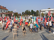 Foto 2 di 14