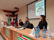 Foto 17 di 24