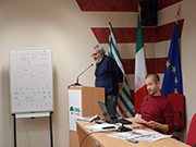 Foto 3 di 24