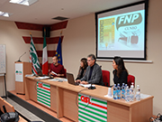 Foto 9 di 24