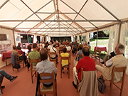 Foto 11 di 15