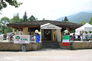 Foto 2 di 70