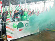 Foto 12 di 16