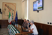 Foto 29 di 37