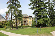 Foto 2 di 43