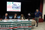 Foto 27 di 45