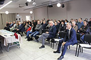 Foto 3 di 45