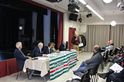 Foto 31 di 45