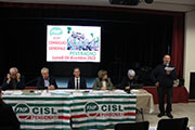 Foto 35 di 45