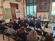 Foto 20 di 33