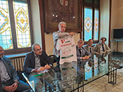 Foto 23 di 33