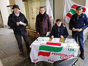 Foto 4 di 8