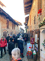 Foto 2 di 19