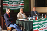 Foto 11 di 32