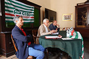 Foto 2 di 32