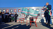 Foto 12 di 83