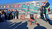 Foto 13 di 83