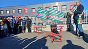 Foto 4 di 83