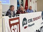 Foto 9 di 15